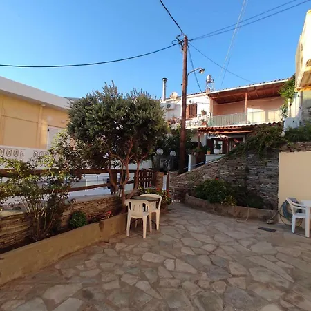 Apartament Politis Sudios Batsi