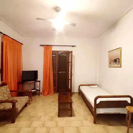 Apartament Politis Sudios